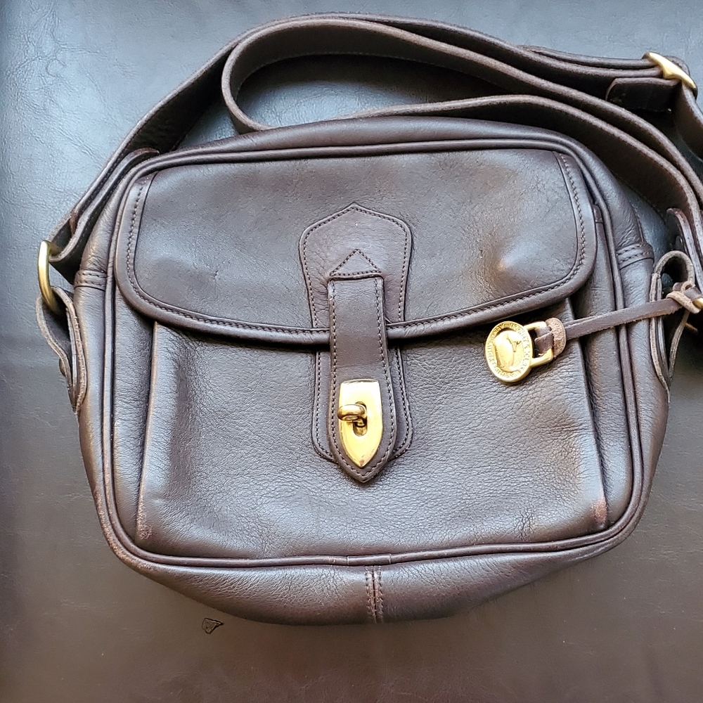 Dooney & Bourke leather crossbody handbag